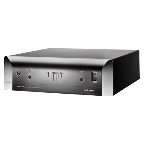 AudioQuest Niagara 7000 Noise-Dissipation System & Power Conditioner
